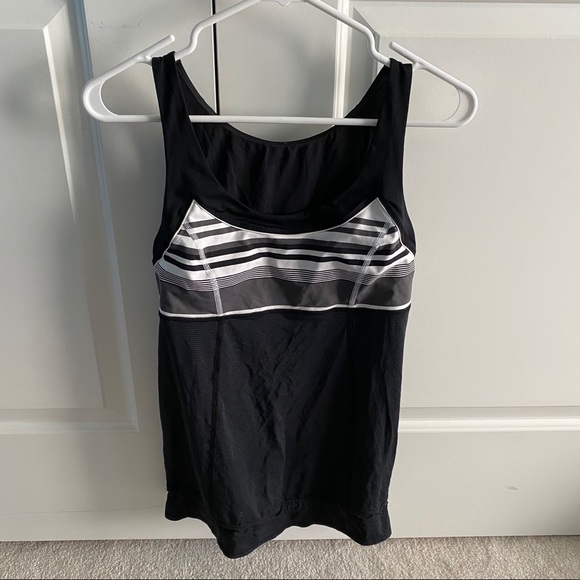Lululemon ta ta tamer tank - Picture 4 of 7